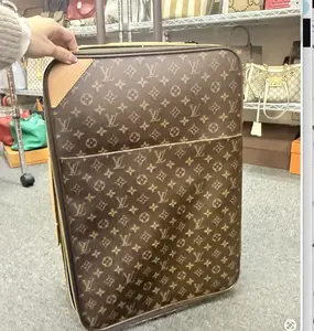 Pre-owned Louis Vuitton 1 Luggage Accessories Monogram luggege YX0414