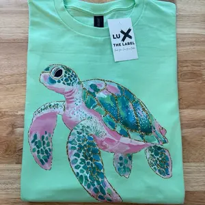 TURTLE GILDAN UNISEX T-SHIRT