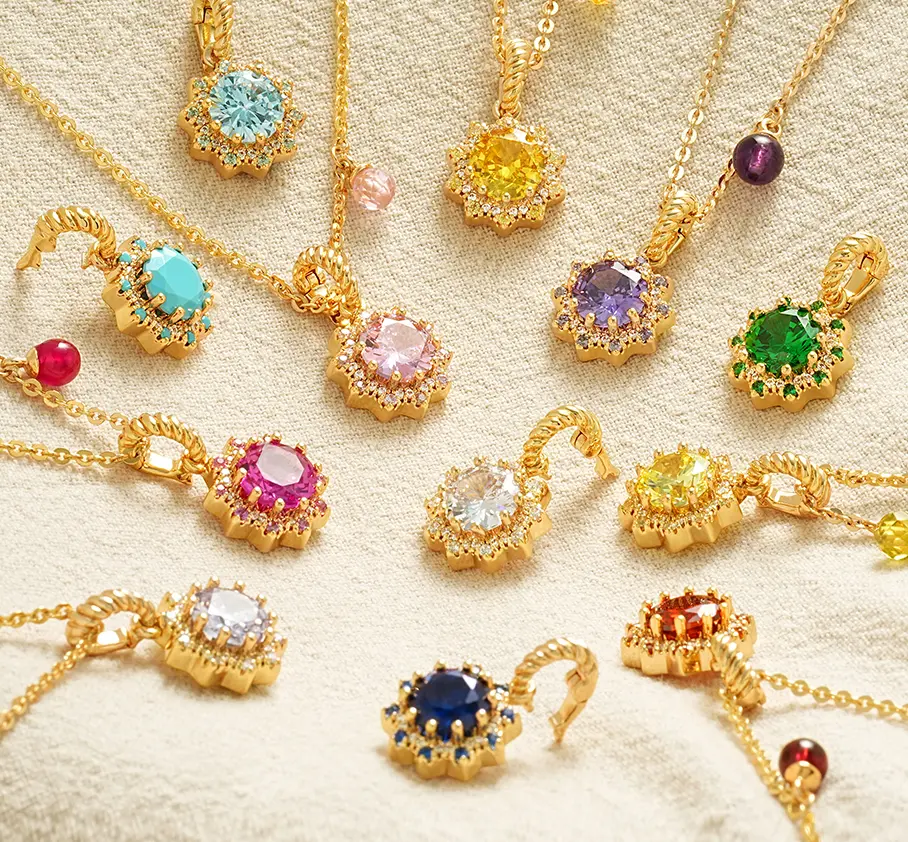 Fettero Gold-plated sunflower copper micro-set zircon necklace with elegant pendant, a couple's necklace Cuban Link Chain Cuban Link Choker, Necklaces For Women, Aesthetic Necklaces