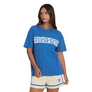BILLABONG Women's Somewhere Close Short Sleeve Knit T-Shirt, Graphic 100% Cotton Soft Breathable Ribbed Crew Neck Classic Fit Casual Beach Daily Wear