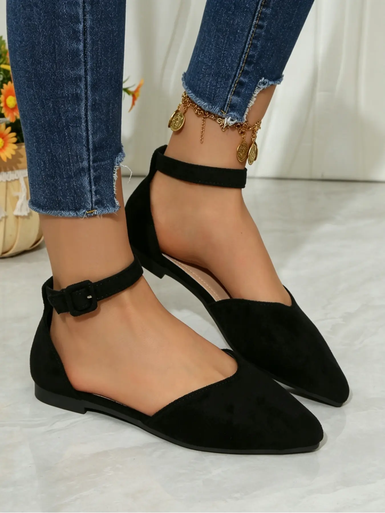 Women's Pointed-Toe Suede Flats, Ankle Strap Buckle Side-Cutout Ballerina Shoes, Daily Fashion Footwear, Versatile Footwear for Work, Parties and Daily Wear, Daily Wear Sandals