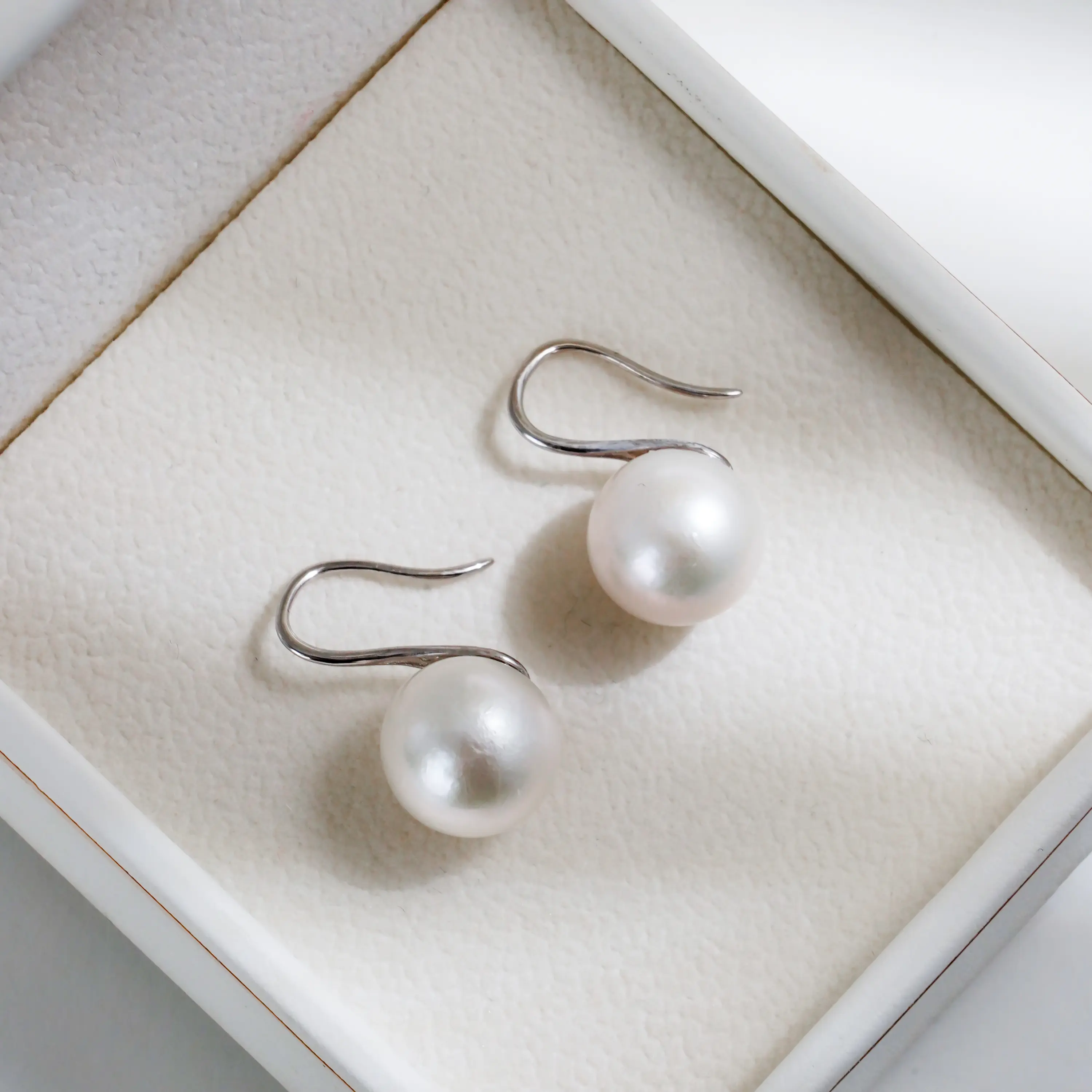 【Mike】Heels 11-12mm Earring Fresh Water Pearl for birthday/anniversary/holiday /retirement/ graduation presents