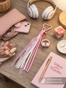 Miu Style New Lace Edge Earphone Pendant, Cute Braided Fringe Bag Charm, Y2K Heart Keychain, Leopard Pattern, All Seasons Accessory