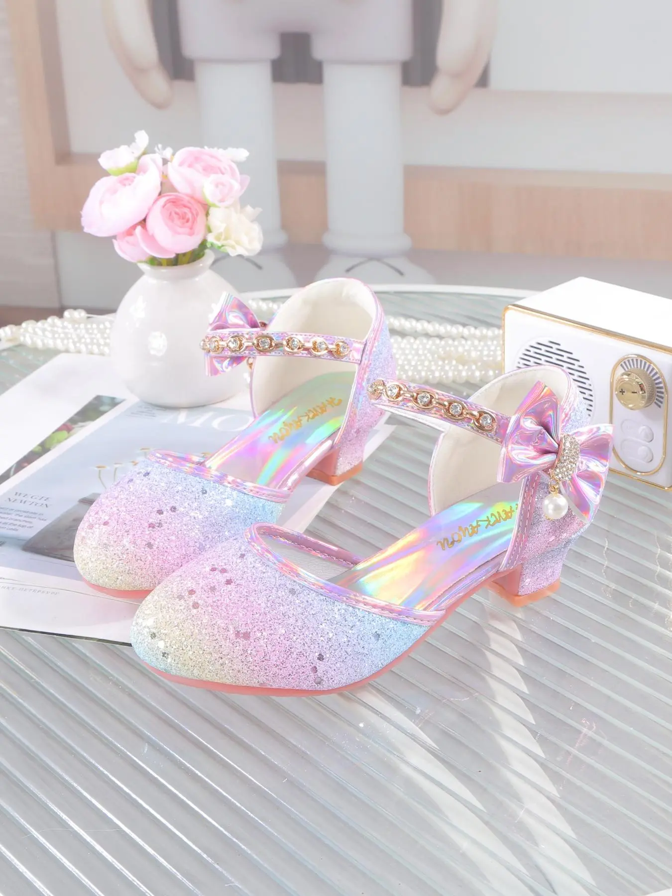 Girl's Faux Pearl Decorated Bowknot Design Glitter High Heel Sandals, 2024 New Style Elegant Party Shoes for Kids, Comfortable Princess Shoes for Daily Wear, Sparkly Sandals, Fashionable Comfy Sandals, Cute Bow Sandals
