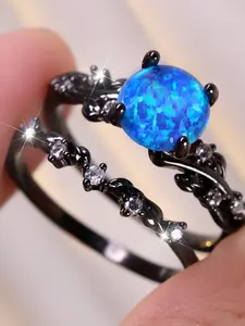 Exquisite Black Ring Set Flower Design - Synthetic Opal Stackable Rings for Women & Girls Holiday Party Engagement Ring, Perfect for Wedding Jewelry, Daily Wear Anniversary Gift