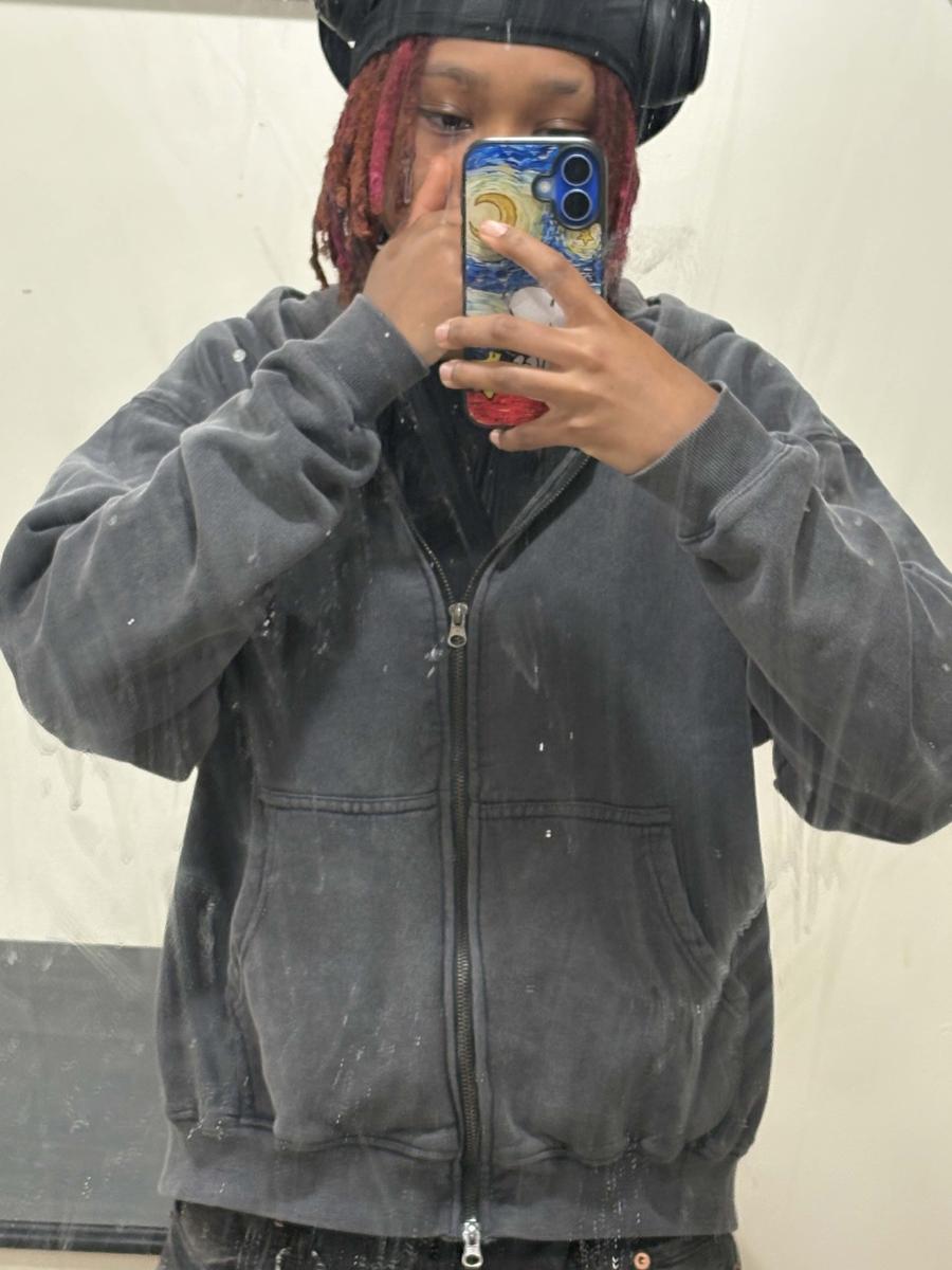 Item: Vintage Black, XS