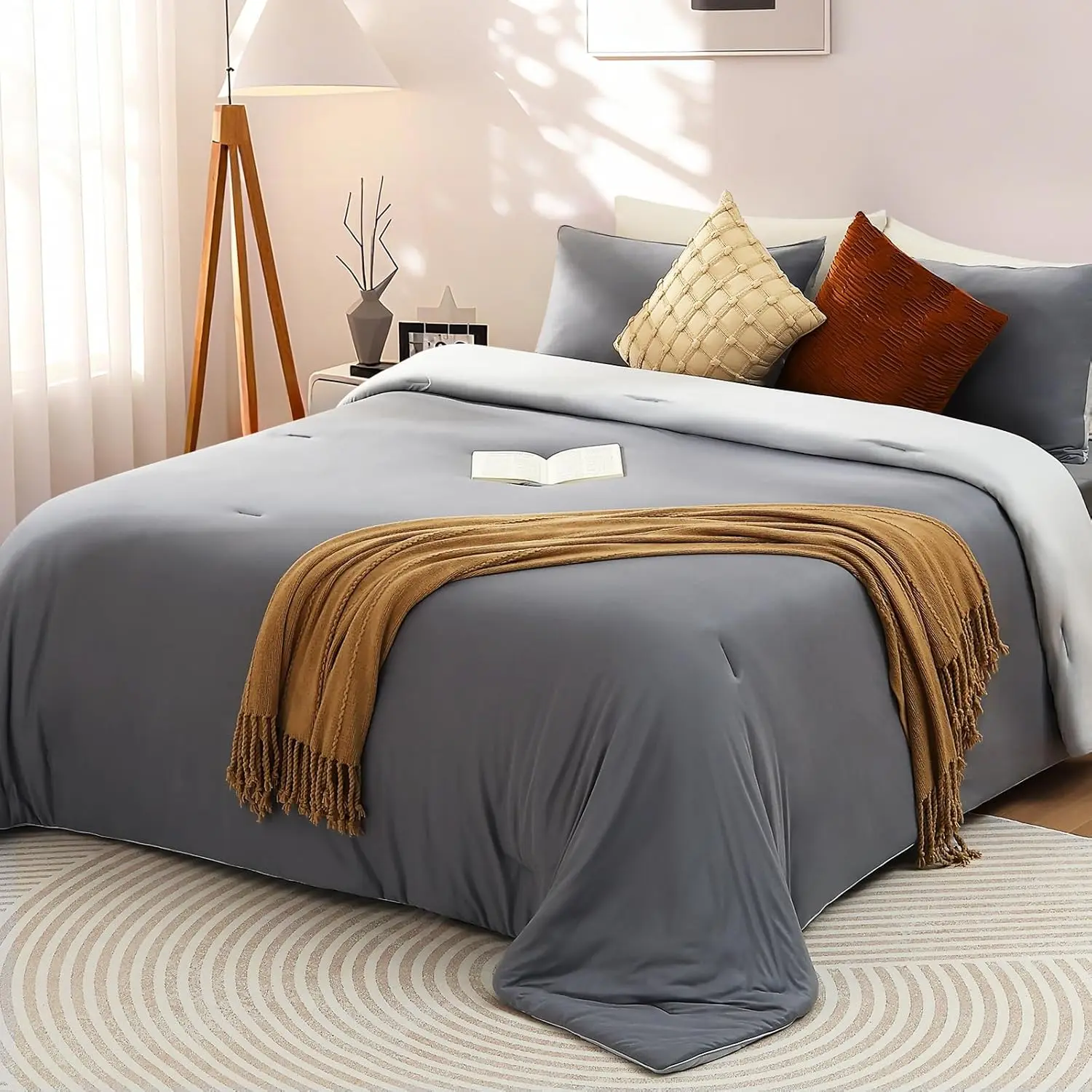 Comforter Set Gray, PCM Temperature Regulating Ultra-Soft Bedding Set Reversible, 3 count Upgraded  Fleece Lightweight Comforter Set  Season, 1 Comforter 90x90, 2 Pillowcase 20x26