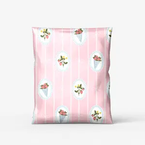 Strawberry Bouquet | Poly Mailer