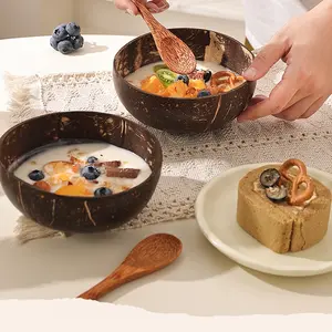 High Quality Coconut Shell Salad Bowl with Wooden Spoon Set, Perfect for Serving Salads Fruits and Grains, Ideal Gift for Ramadan and Valentine's Day