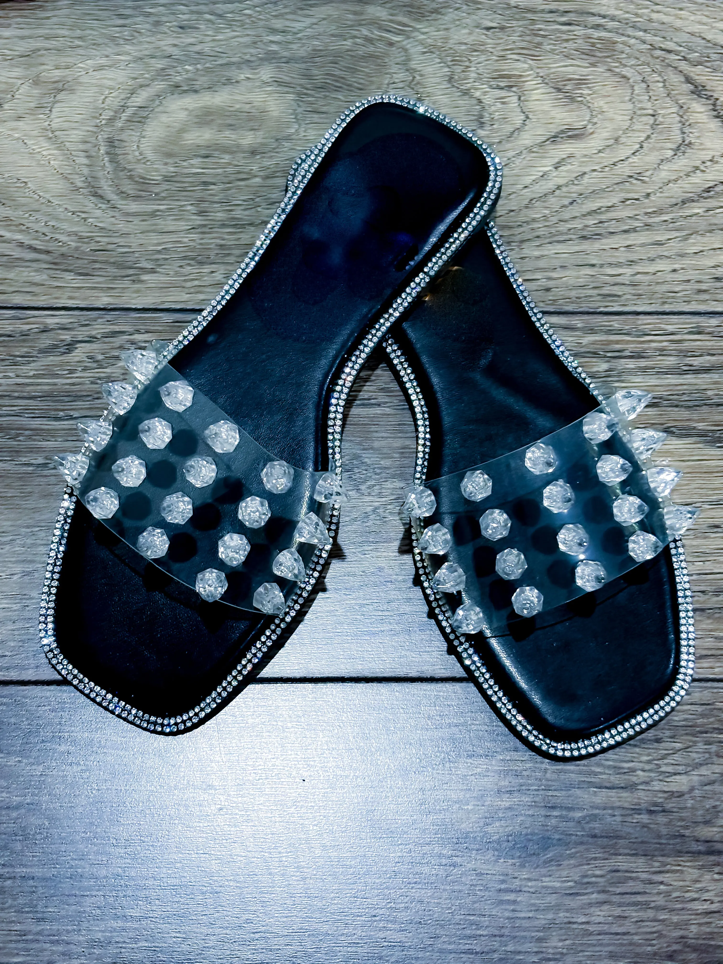 Rocks Black