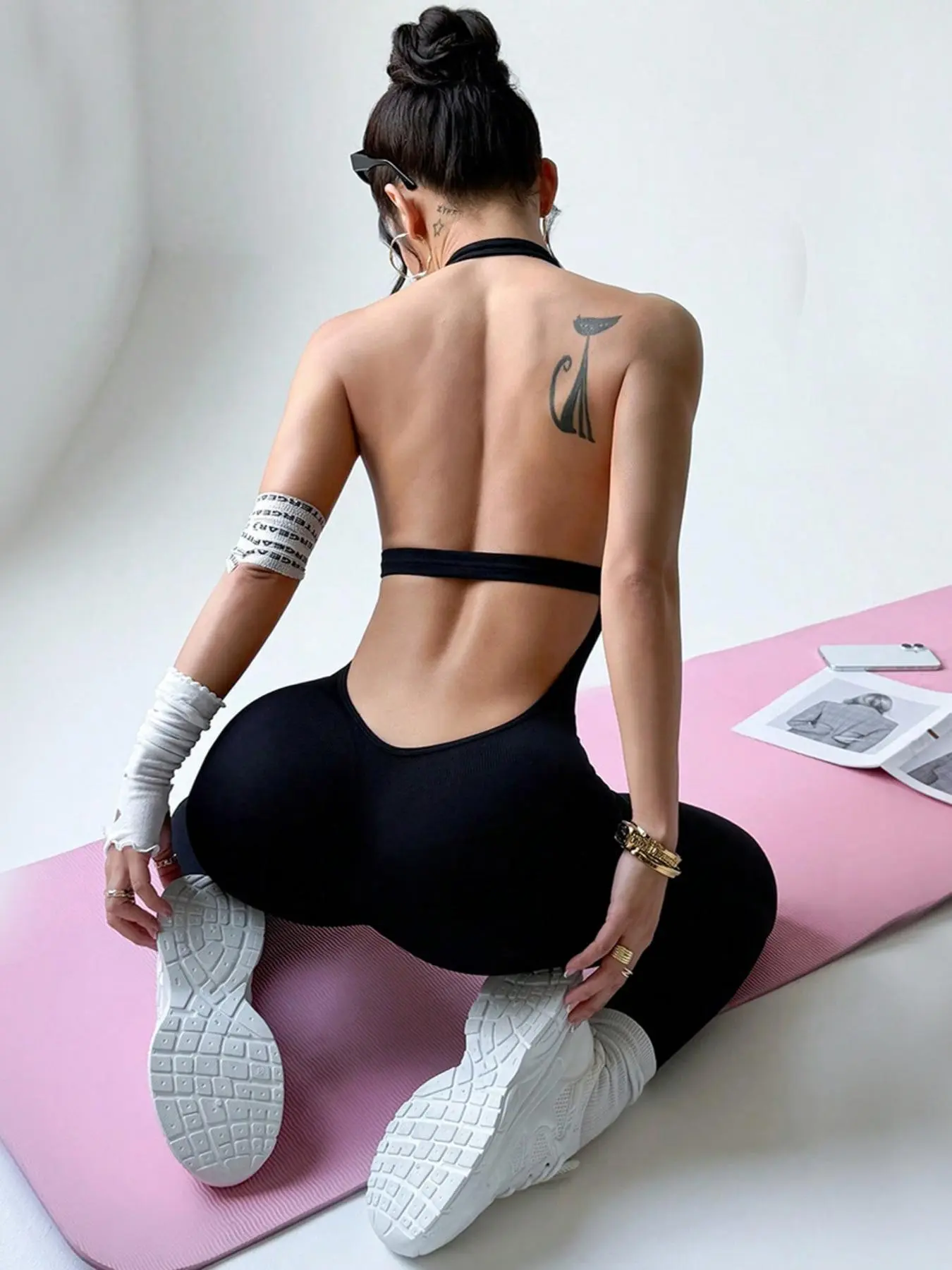 Women's Solid U Neck Sports Bodysuit Workout Jumpsuit, Workout Apparel, Casual Sporty Sleeveless Bodysuit for Yoga Gym Workout Running, Ladies Sportswear for All Seasons