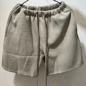 Sweatshort Dark Oatmea - Casual Versatile Dark Grey Sweatshort for Everyday Wear Menswear Man Tropical Techwear Beige Plain tiktok shop