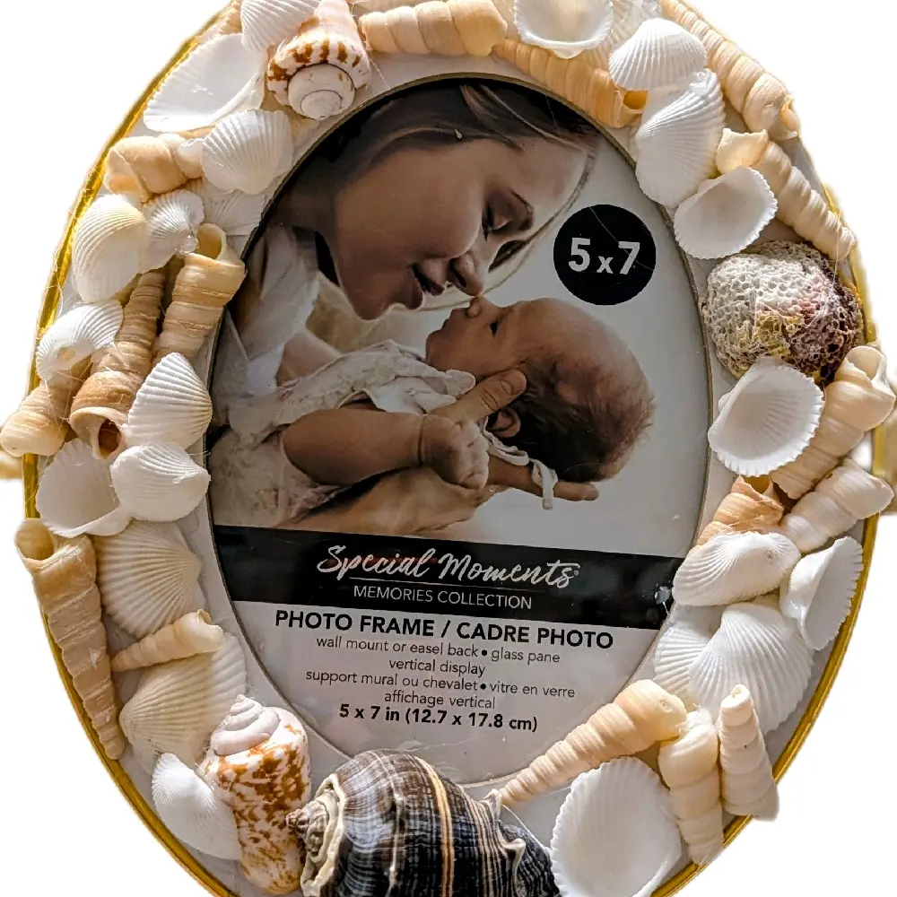 Seashell Collection with  Natural Elements for Decorative Display Handcrafted Coastal Elegance: 5x7 Oval Seashell Picture Frame