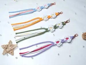 Set of 4 Color Small Macrame Daisy Keychain Boho Keychain Macrame key holders Handmade Macrame Keychain Small Car Key Accessories Party Favors For Women Kid