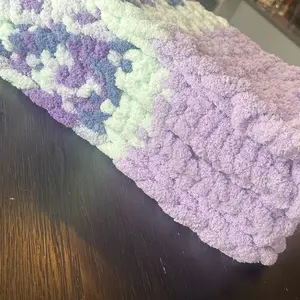 Purple toddler chunky knit blanket