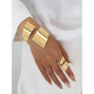 Women's Elegant Minimalist Open Bangle Bracelet & Ring, Trendy All-match & Exquisite Jewelry for Birthday Gift, Fashionable Jewelry Set