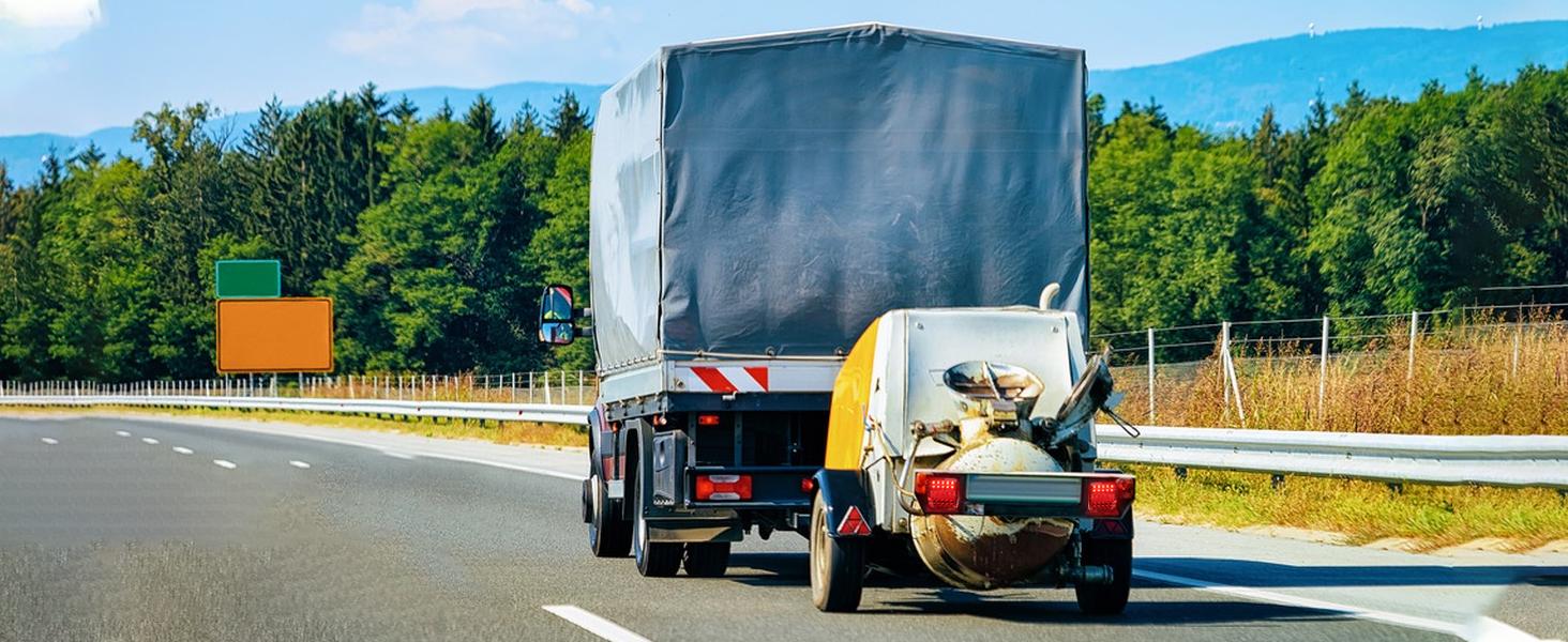 Wireless Trailer Lights Magnetic, Upgrade Rechargeable Wireless Trailer Tow Lights LED Kit, IP65 Waterproof, 10-Hour Battery Life, 100 FT Signal Synchronization forTowing Truck Camper RV, Trailers, Tractors, Boats & BikeRacks