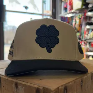 La Office Brown Clover