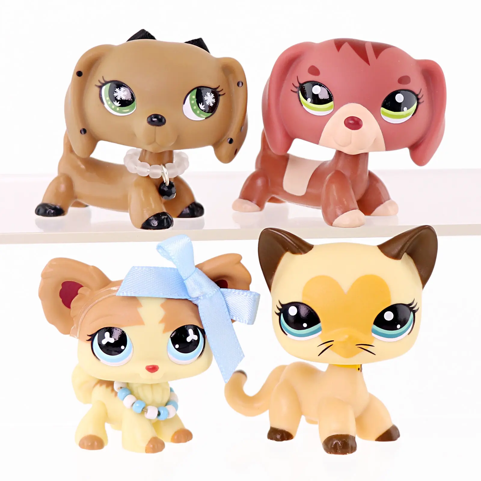 4 Pcs Cute Mini Pet Figurines Set, Cartoon Dachshund Dogs & Siamese Cat Collectible Dolls with Bow, Beaded Necklace Accessories, Small Pocket Animal Figures for Kids Pretend Play, Birthday Party Favor Gift for Girls Boys Ages 4+
