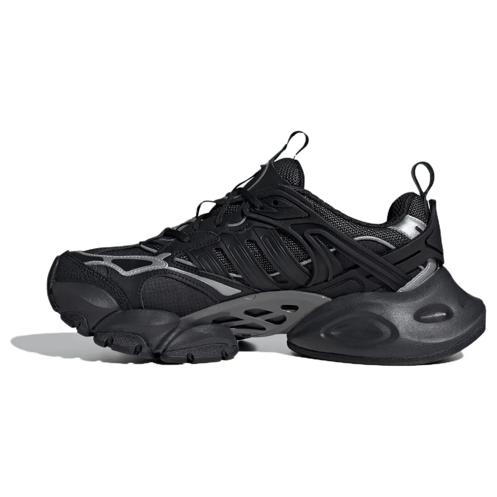 Adidas Vento XLG Deluxe Unisex Retro Running Shoe in Black - Lightweight Mesh with Boost Cushioning for Daily Comfort, Sports Running Shoes, Retro Look, Unisex Fit, Multi-Size