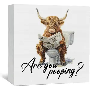 Funny Highland Cow Bathroom Sign, Funny Bathroom Decor, Western Highland Cow Reading Newspaper Wood Decoration Bath Room Decor for Washroom Toilet Counter Shelf Table 5x5 Inch