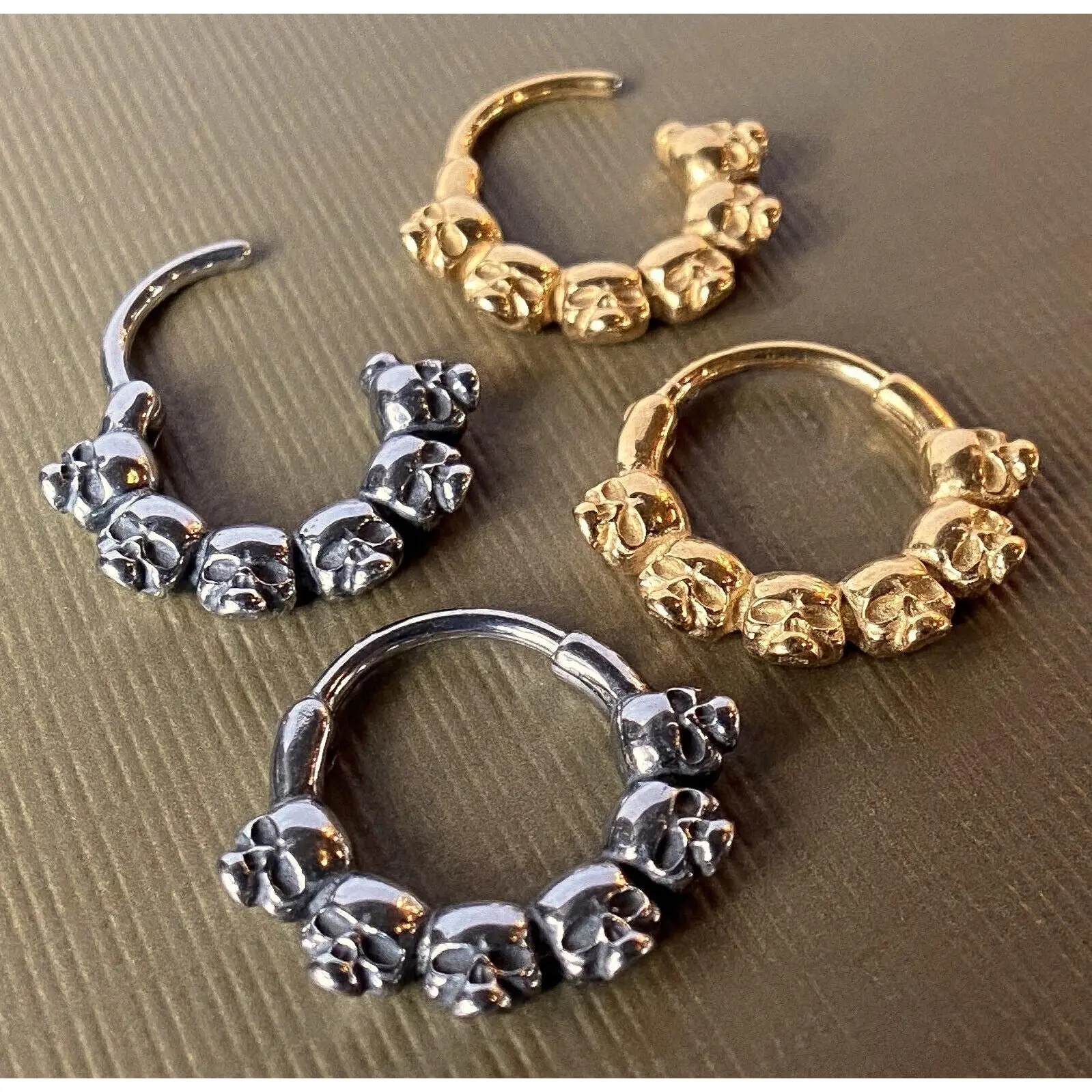 1pc Skull Design Hinged Segment Ring Hoop Helix Daith Septum 316L Surgical Steel