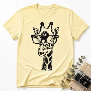 [1]Giraffe T Shirt Summer Funny Graphic Short Sleeve Crewneck Tee Casual Shirt Top[good graphic tees] Viral Funny Animal Tee Retro Y2K Graphic Shirt Cute Wildlife Apparel Casual Unisex Top Everyday Wear Gift