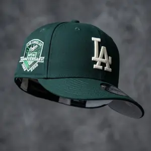 New Era Los Angeles Dodgers 9FORTY Adjustable Cap – Dark Forest Green Colorway with White LA Logo