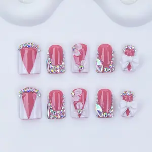 Nailssbysheccid，10pcs press-on nails, short square type, 100% handmade, simple style, combined with French style, 3D, suitable for family dinners, dates, weddings, it is the best gift for girls! Comes with jelly glue, crystal sticks and twisting rods.