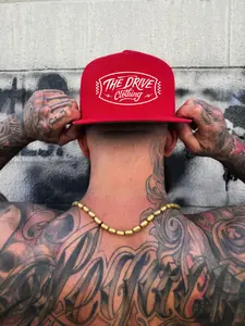 BADGE RED FLAT BILL HAT