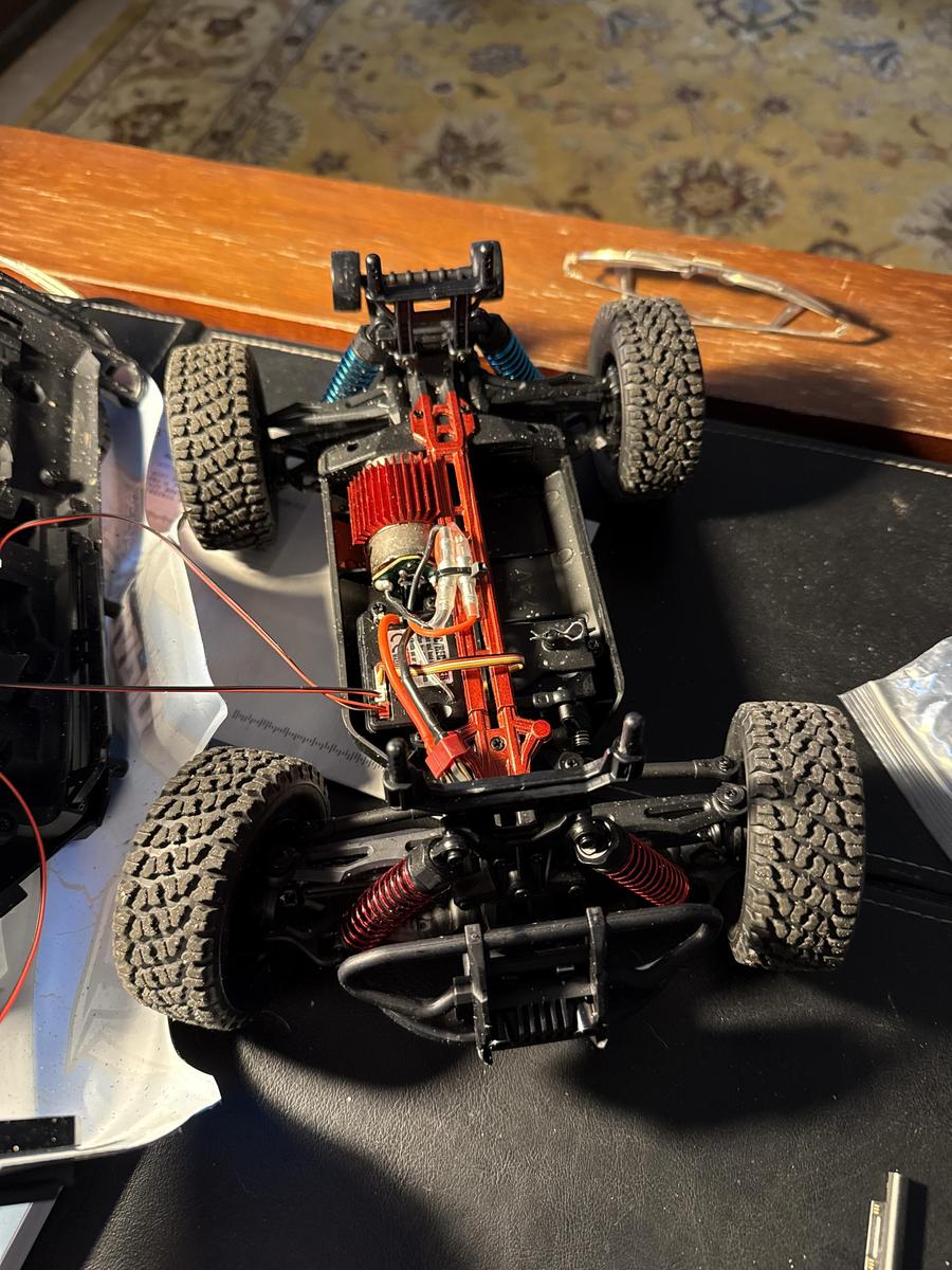 Item: Q130-Blue-carbon brush version