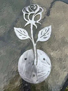 Steel Metal Rose Stand Unpainted