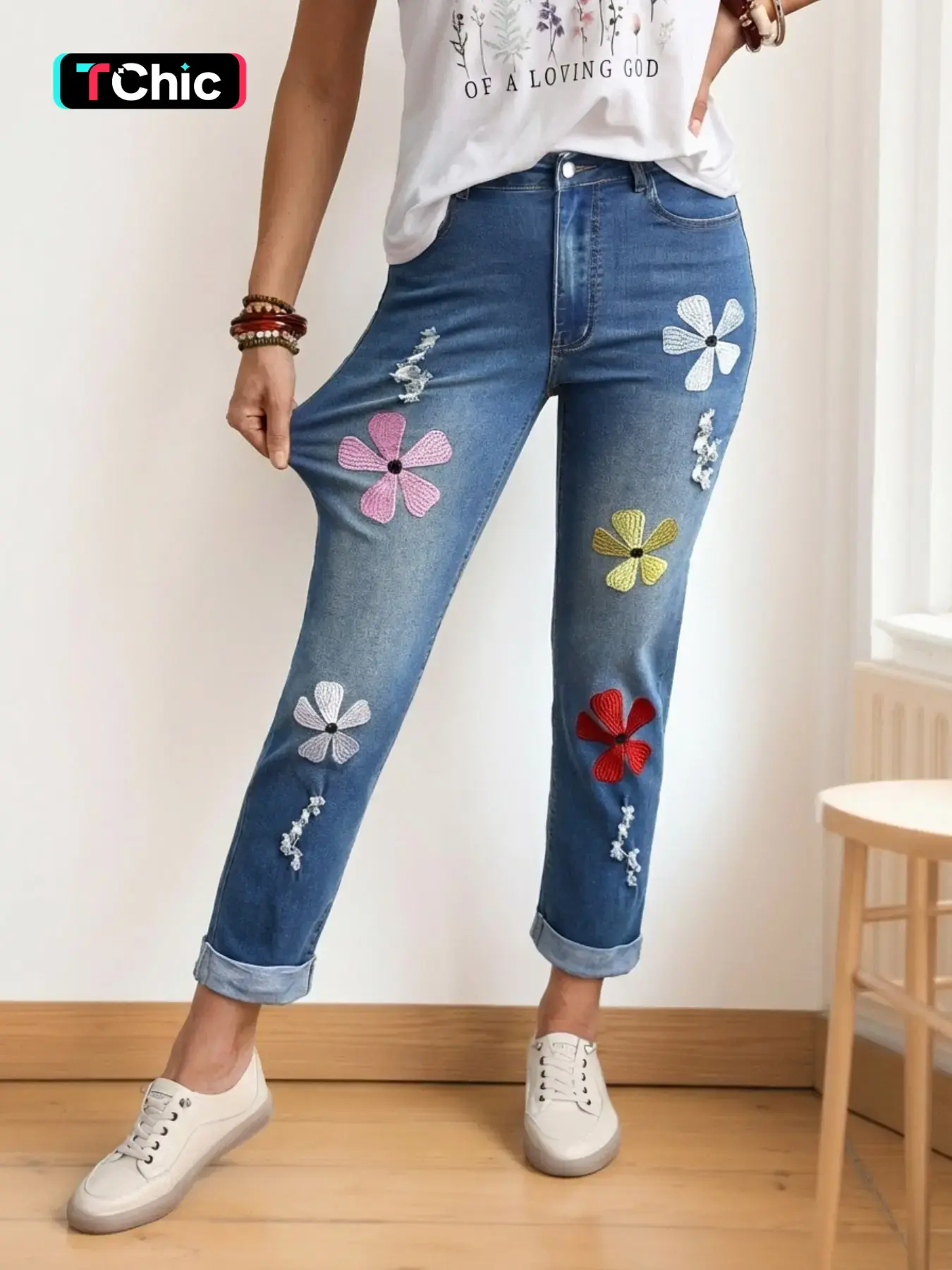 Women's Plus Size Floral Stretch Denim Jeans Pants Bottom, Fashionable Casual Everyday Wear for All-Season