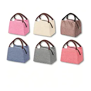 Portable insulated lunch bag, suitable for homemade meals, lightweight and reusable, ideal for everyday use Tableware