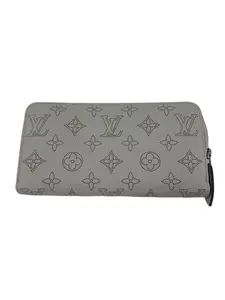 Pre-owned Louis Vuitton leather Small Leather Goods White Mahina Zippy Wallet L26031195