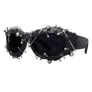Unisex Full Rim PC Sunglasses, New Unique European & American Fashion Cross-Border Trendy Style, Black Frame with Silver Studs
