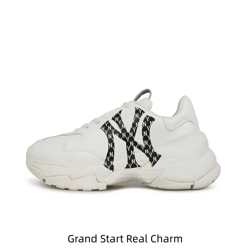 Chunky Sole Sneakers with Retro Logo Detail – A Collector’s Statement Piece