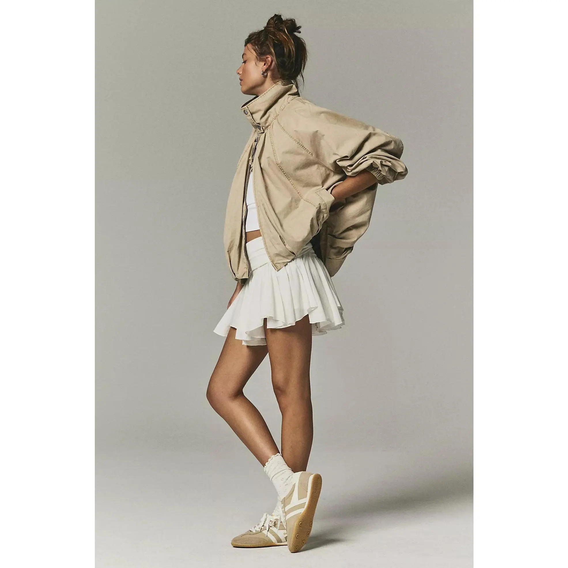 Women's Oversized Chelsea Utility Jacket - Lightweight Cotton Blend Funnel Neck Top with Raglan Sleeves, Adjustable Waist, Slit Pockets, Zipper, Casual Tops & Coats
