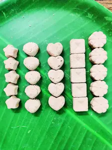 White Kaadhi Clay Assorted cookies 200 gms