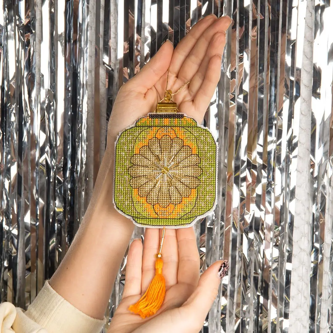 Colorful Lanterns Christmas Tree Toy Plastic Canvas Cross-Stitch Kit by Charivna Mit T-27C
