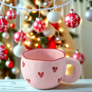 Heart Pattern Ceramic Mug, 1 Count 7.4oz Creative Coffee Cup, Tea & Milk Cup, Sweet Camping Cup, Ideal Gift for Home & Office, Drinkware