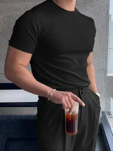 Men's Solid Color Round Neck Pullover, Slim-Fitting Casual Short Sleeve Crew Neck Knit Top for Daily Wear, Fashion Men's Casual Basic Knitwear Plain Sweater Pullover for All Seasons, Knit Pullover Tops