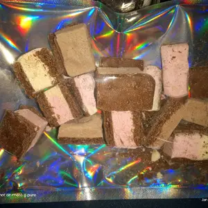 MommasCandys Limited Edition Neopolitan Flavor Icecream Sandwich Treats Snack - Dry Sweet Dessert Crunchy with Chocolate, Vanilla & strawberry Flavor