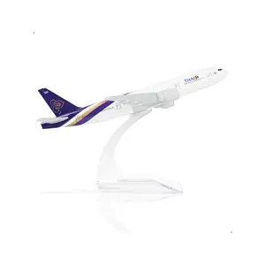 Model Boeing 777 Thai Airways 1:400 15 cm metal