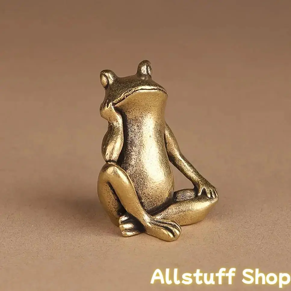 Handmade Brass Frog Figurine Sculpture - Nature-Inspired Vintage Meditation Pose, Glossy Polished Metal Finish, Small Home Office Decor Ornament, Unique Gift for Collectors