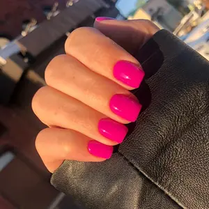 Hot Pink Press On Nails Short Square, Neon Pink Natural Short Gel Nails Glue on Acrylic Nails Press ons Thick Reusable Fake Nails Solid Color 24 Short Coffin Artificial Nails Fushia