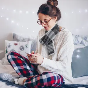 USB Heated Scarf for Winter – 3 Heat Modes, Super Soft Washable Electric Warming Neck Wrap with Power Bank Pocket for Men & Women