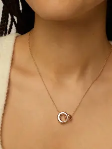 Women's 14K Gold-Plated Interlocking Circle Pendant Necklace – Dainty Linked Ring Chain Neckwear, Everyday Stackable Jewelry