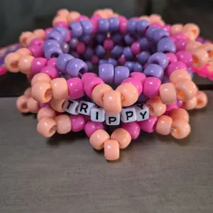 Trippy kandi rotator cuff with mushroom perlers