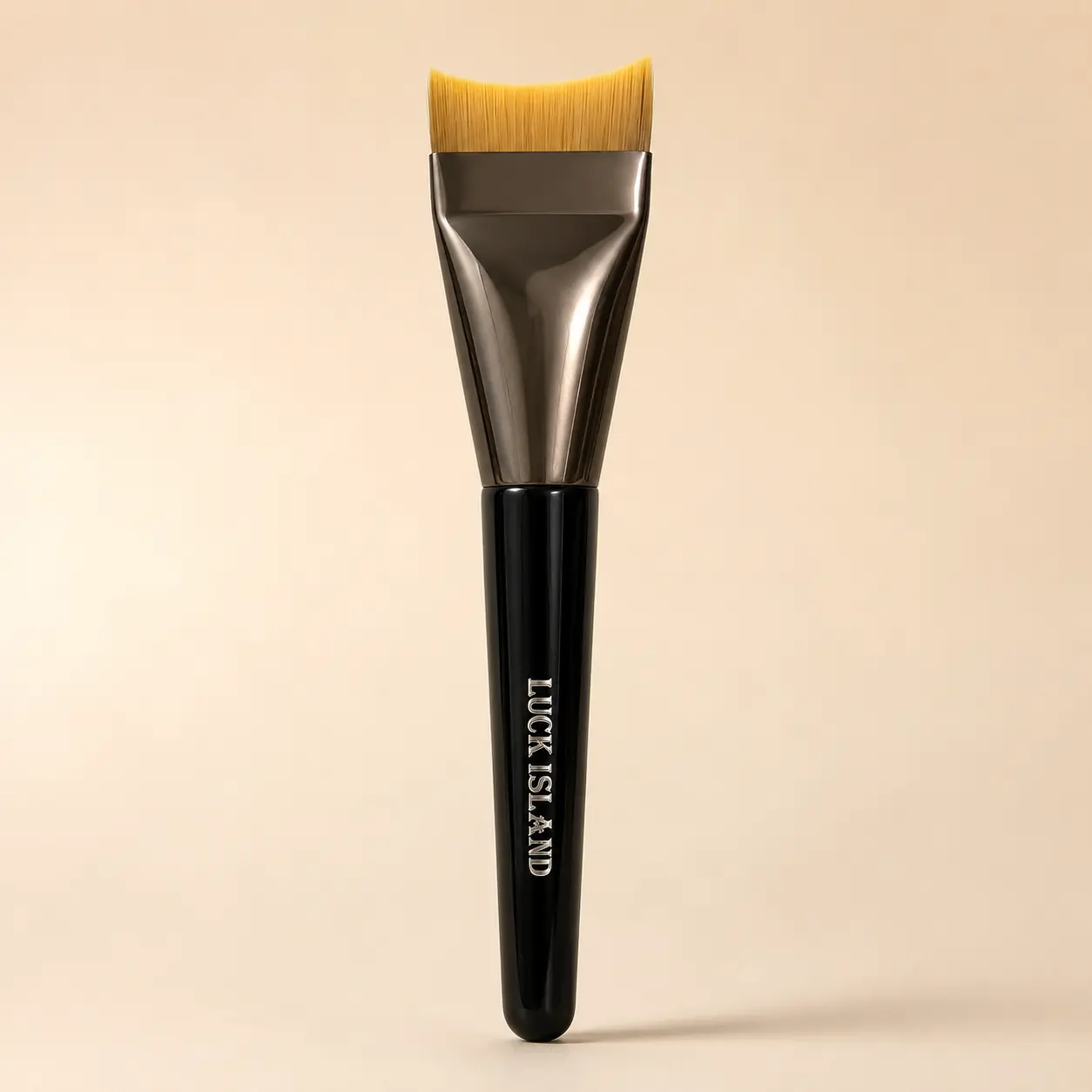 LUCK ISLAND Curved Blend Foundation Brush - Synthetic Fibers, Curved Edge, Wood Handle, Smoothing, Effortless Streak-Free Blending, Airbrushed Seamless Liquid Application, Daily Use, Face Makeup, Makeup Enthusiasts, Natural Look, Contouring, Face Brushes,